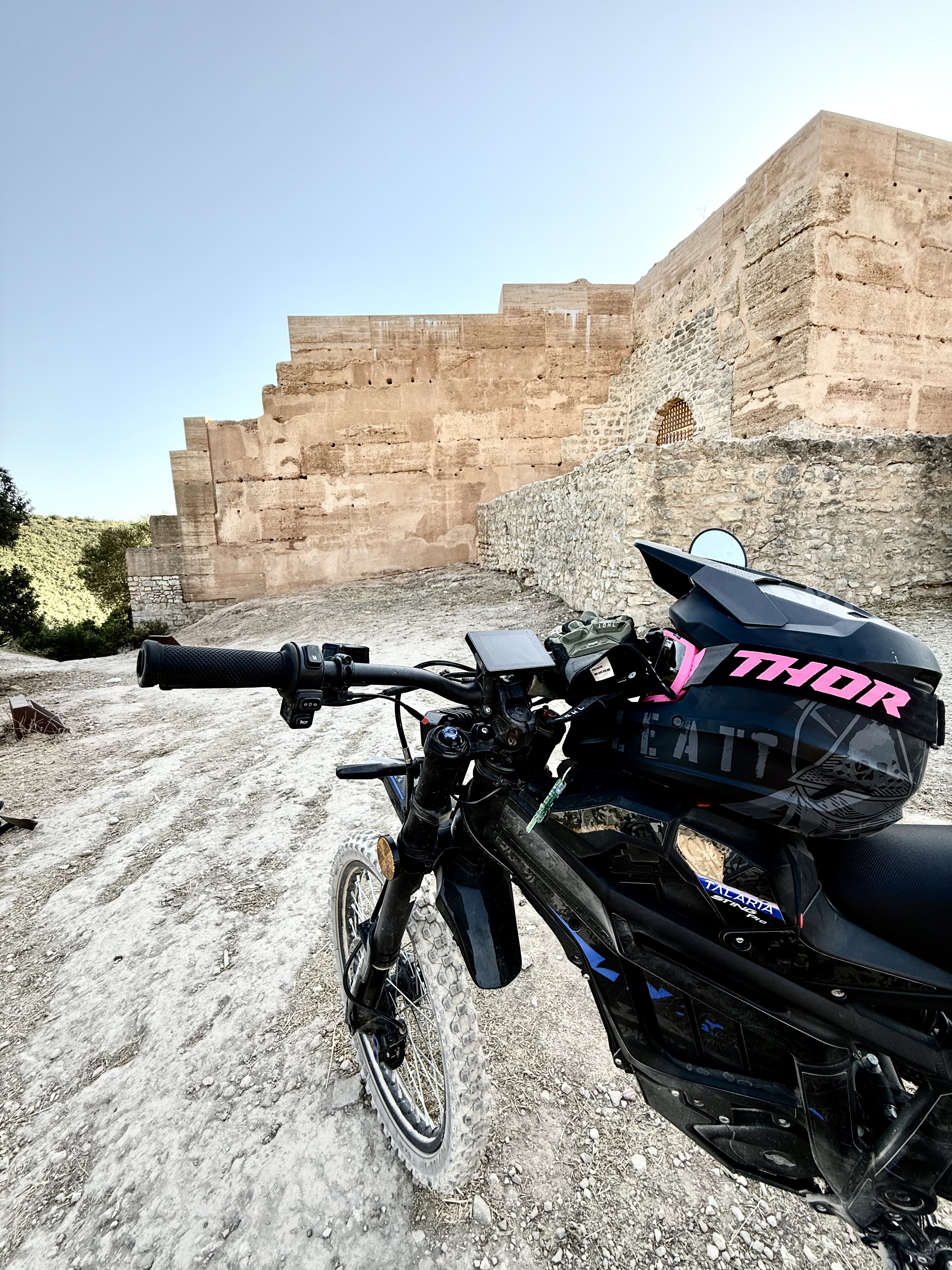 Paderne Castle e-bike tour in Albufeira countryside - Ewheelo historical electric bike tour to 12th-century fortress